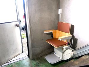 エスコートスリムを設置